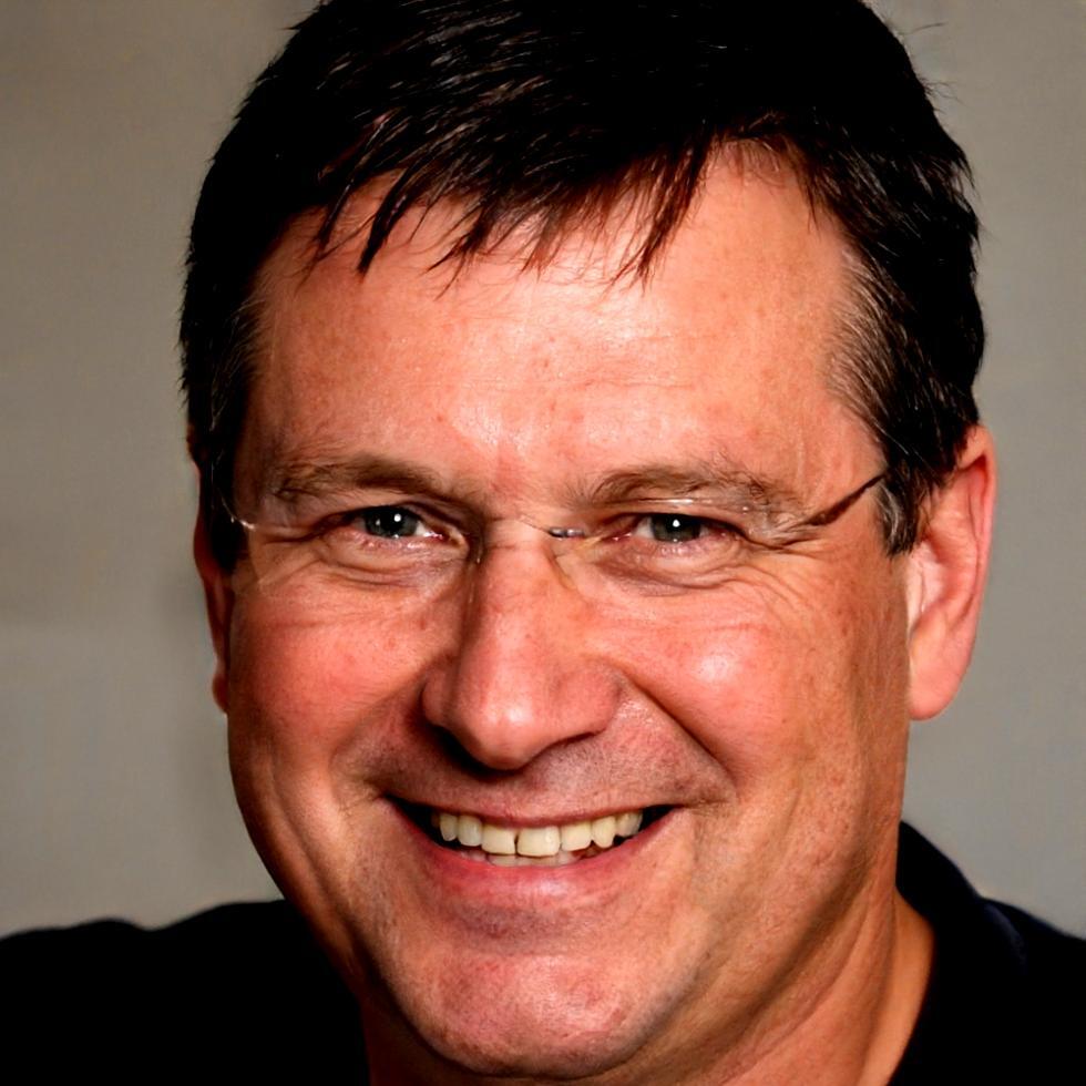 Thijs Bakker - Financial Planning Advisor at drivecloudx